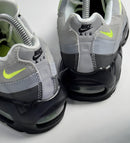 Nike Air Max 95 "Neon"